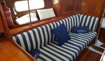 Velero oceanis 361 lleno