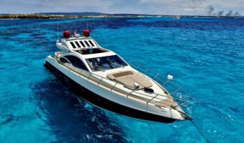 Azimut 68 lleno