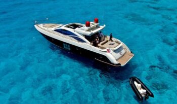 Azimut 68 lleno