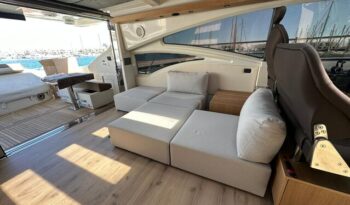 Azimut 68 lleno